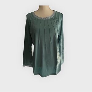 NWT Women MEROKEETY lightweight Green Long Sleeve Pleated Round Neck Elegant Top